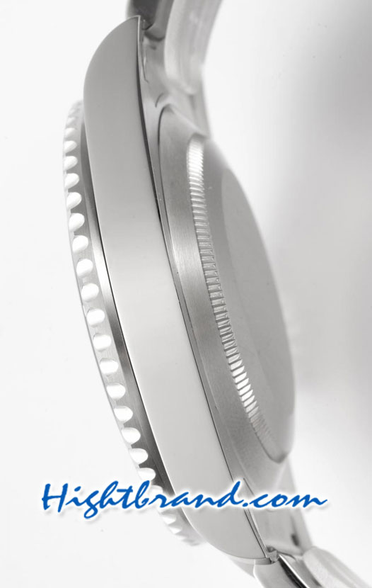 Rolex Submariner Ceramic Green Dial Hulk 41mm Swiss Model 3235 Noob Replica Watch 12